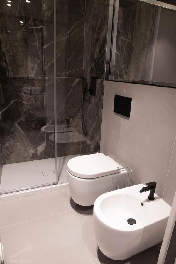 Exclusive Retreat Few Steps From Duomo - Apt 1 Mailand Exterior foto